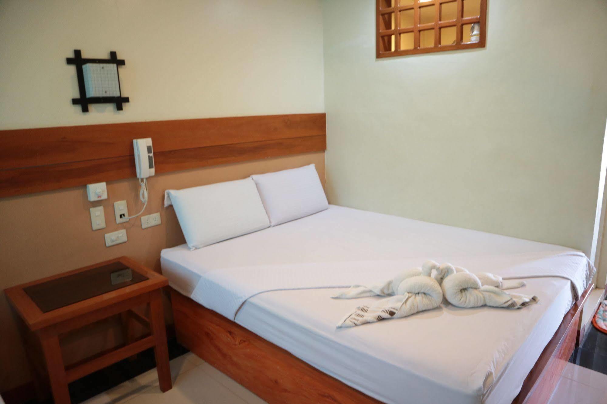 Rainforest Beach Hotel El Nido Exterior photo