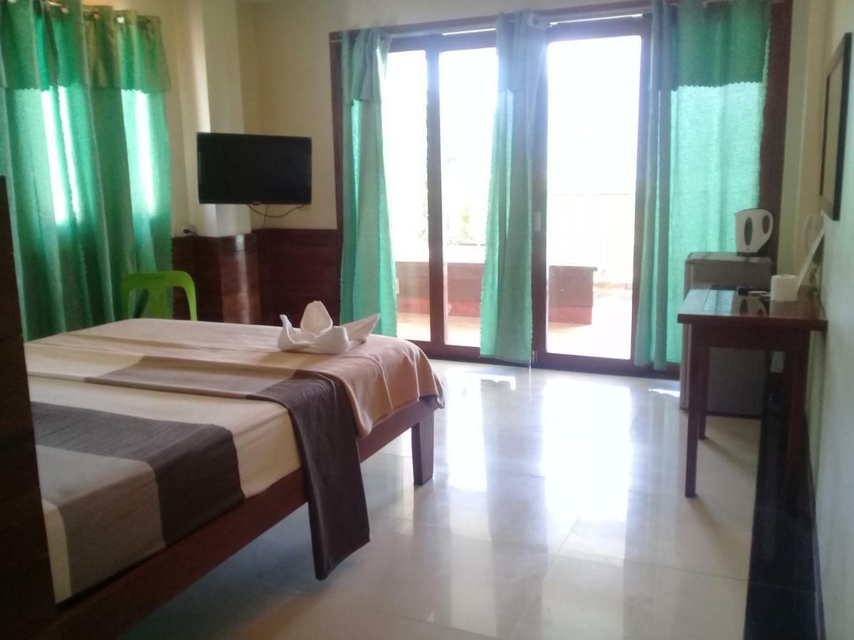 Rainforest Beach Hotel El Nido Exterior photo